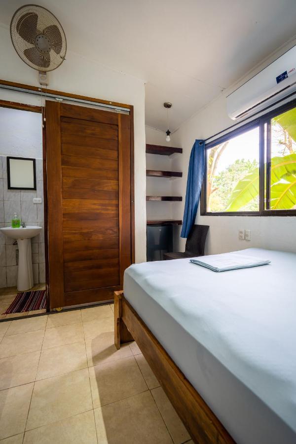 Pura Vida Mini Hostel Santa Teresa Playa Santa Teresa  Extérieur photo